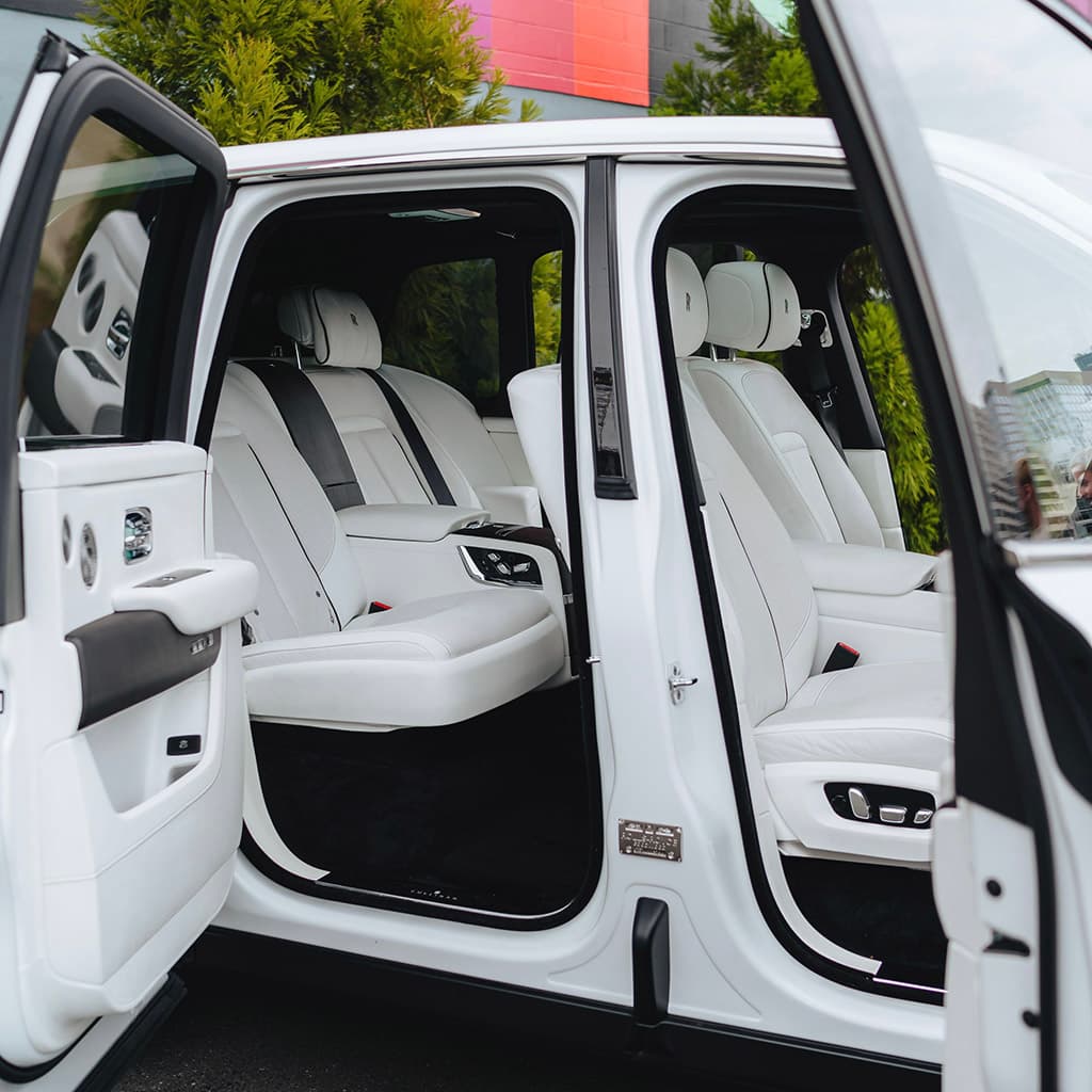 Rolls-Royce Cullinan thumbnail 5