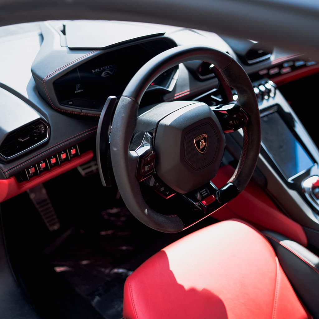 Lamborghini Huracan EVO thumbnail 2