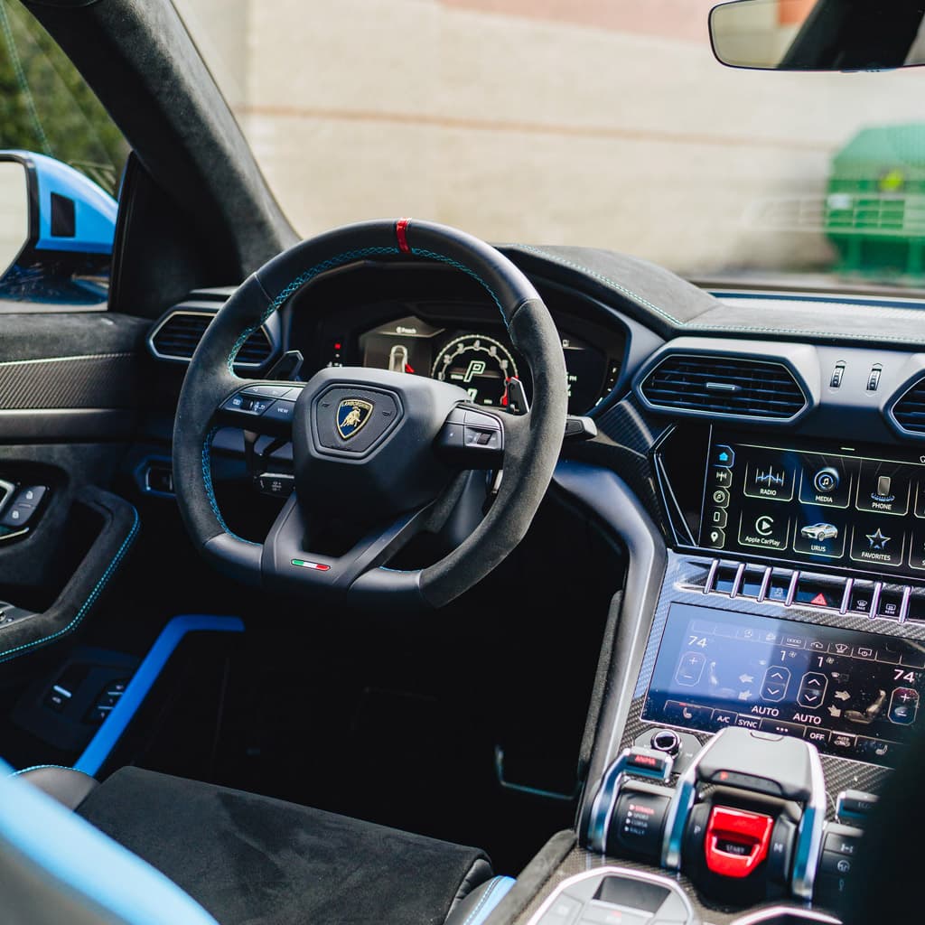 Lamborghini Urus Performante thumbnail 3