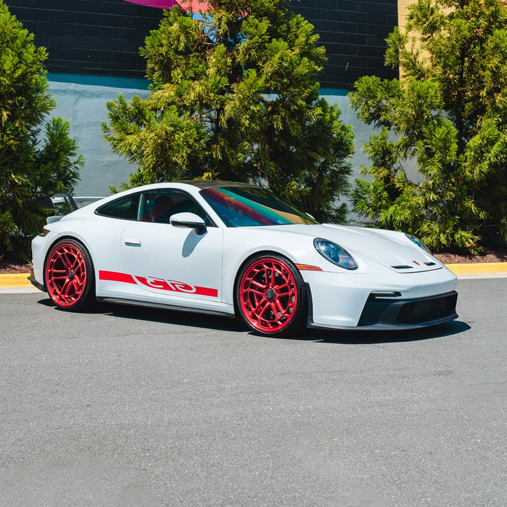 Porsche 911 GT3 thumbnail 2