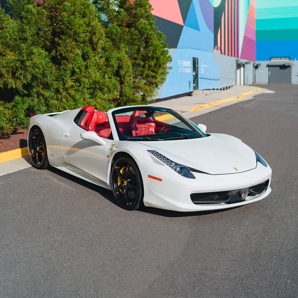 Ferrari 458 Spider thumbnail 2