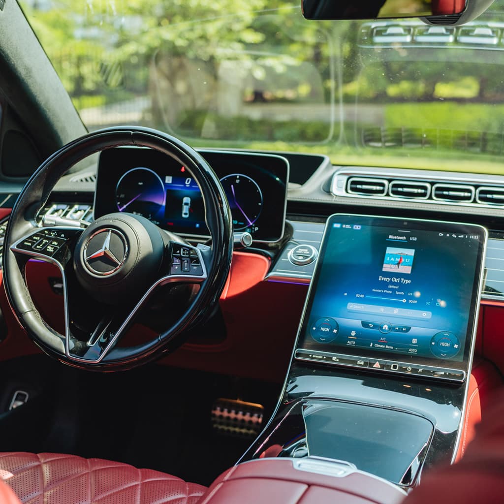 Mercedes-Maybach S580 'Starlight' thumbnail 3