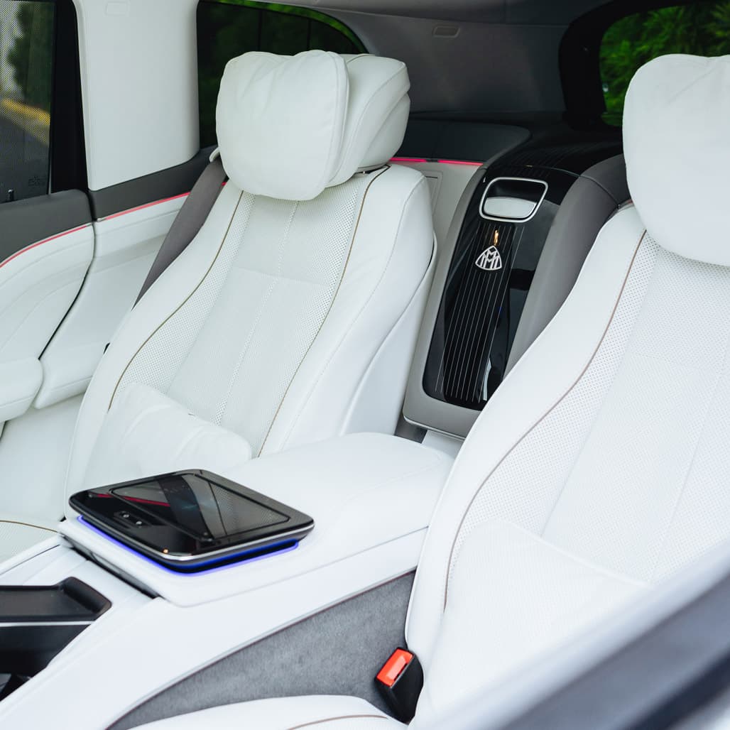 Mercedes-Maybach GLS600 thumbnail 4